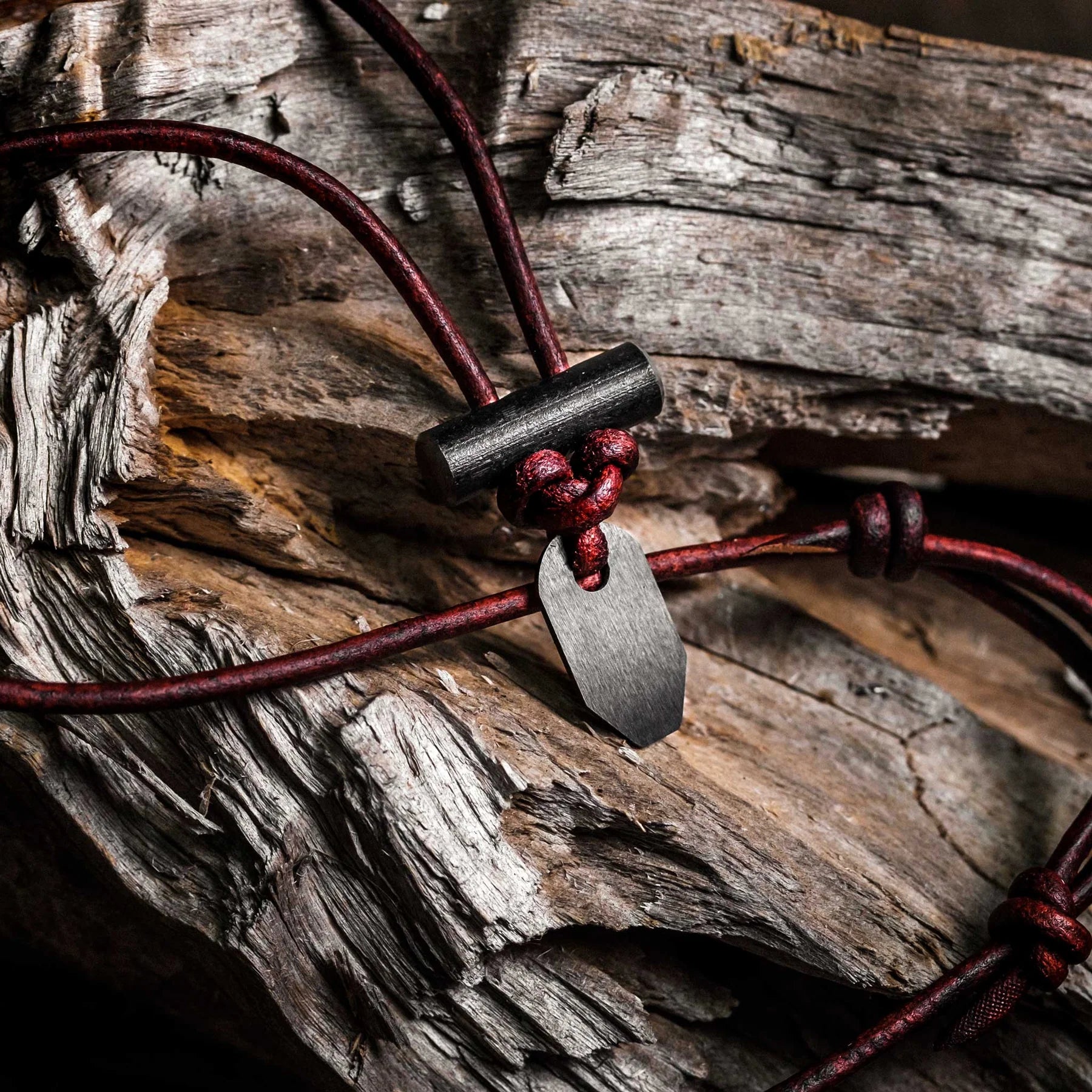BUSHCRAFT NECKLACE™